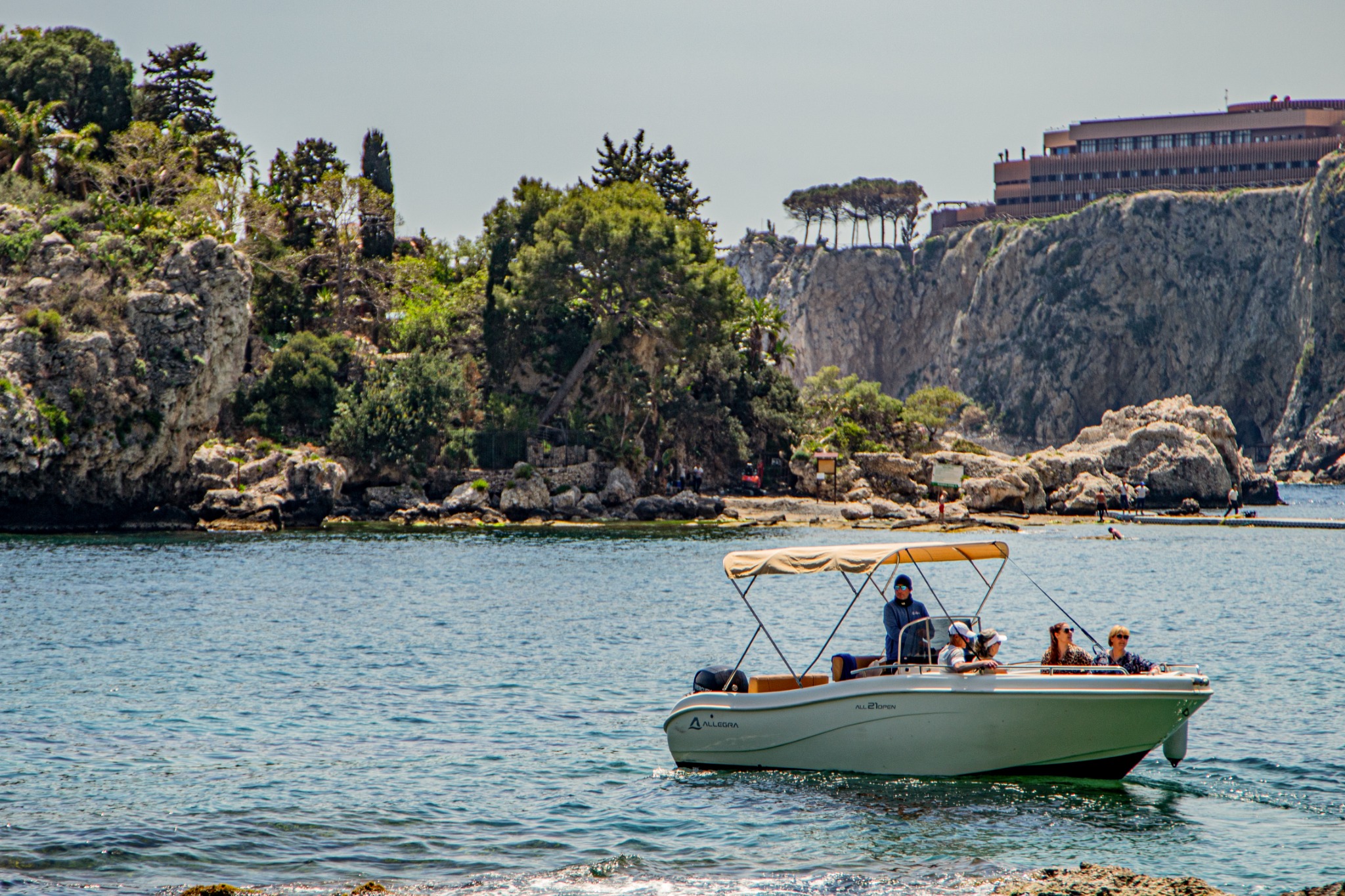 Allegra 21 Open